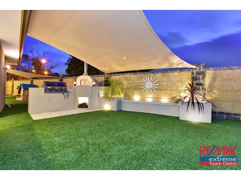 16 Lyssos Way, Tapping WA 6065