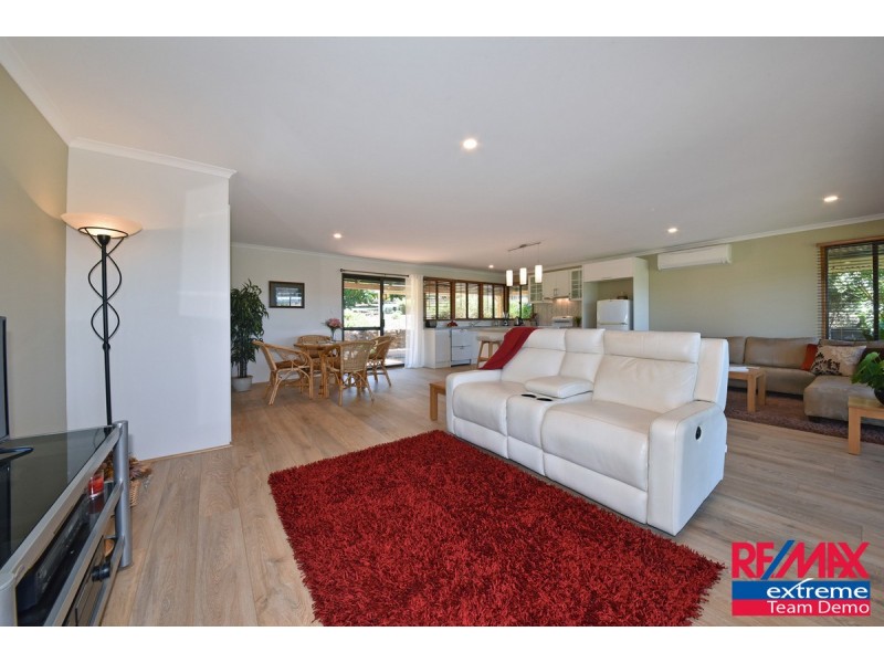 31 Spoonbill Close, Chittering WA 6084