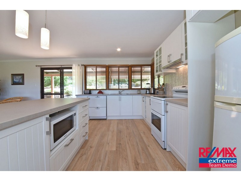 31 Spoonbill Close, Chittering WA 6084