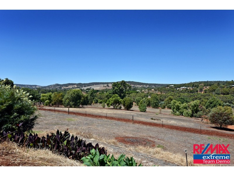 31 Spoonbill Close, Chittering WA 6084