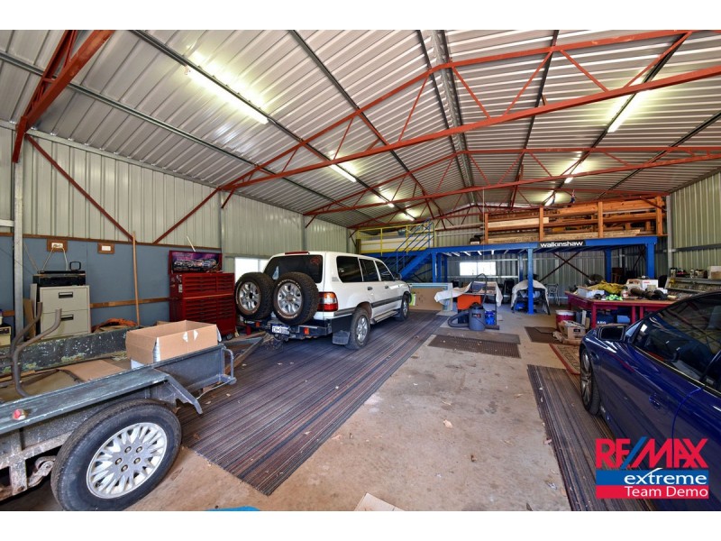 31 Spoonbill Close, Chittering WA 6084