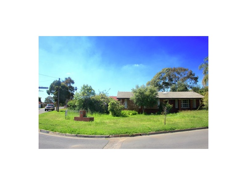 2 Beaumont Court, Para Hills West SA 5096