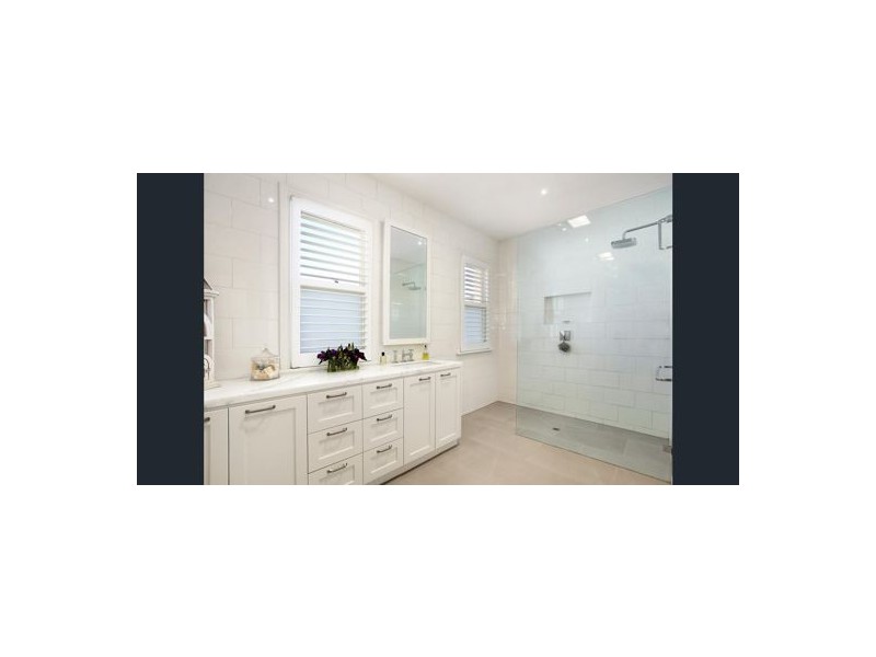 3/49 Marine Pde, St Kilda VIC 3182