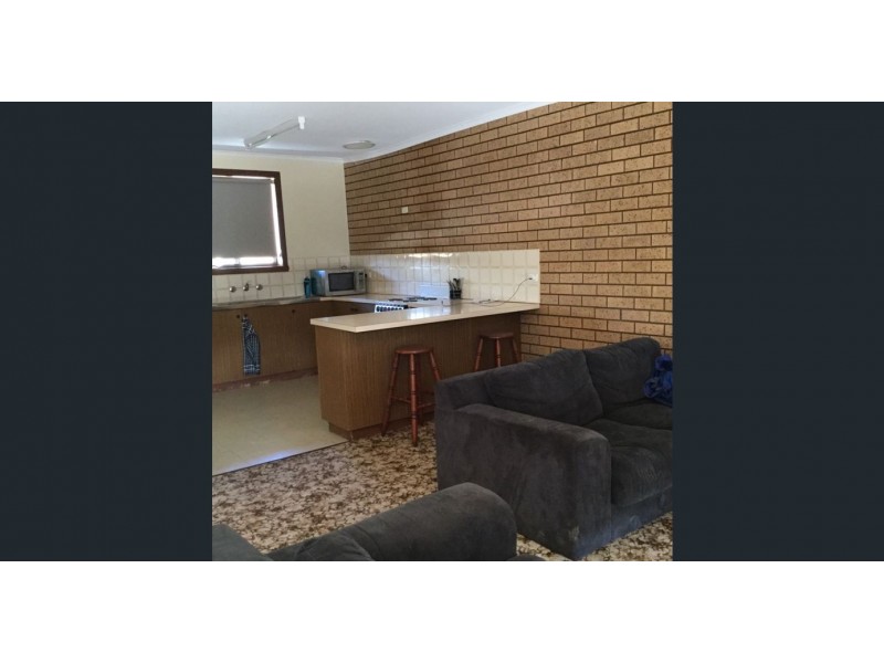 1/26 Bolton Street, Jerilderie NSW 2716