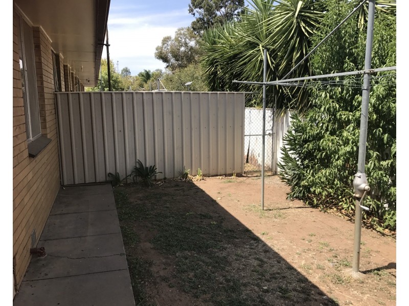 Unit 1/1-5 Momolong Street, Berrigan NSW 2712