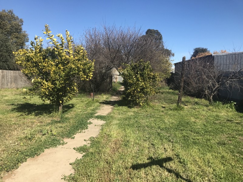 27 Barooga Street, Berrigan NSW 2712