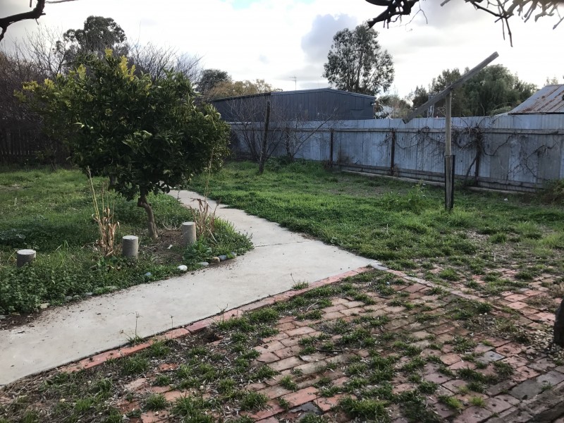 27 Barooga Street, Berrigan NSW 2712