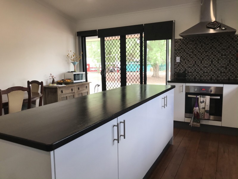 2 Rankin Street, Oaklands NSW 2646