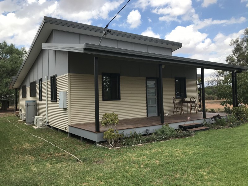 2 Rankin Street, Oaklands NSW 2646