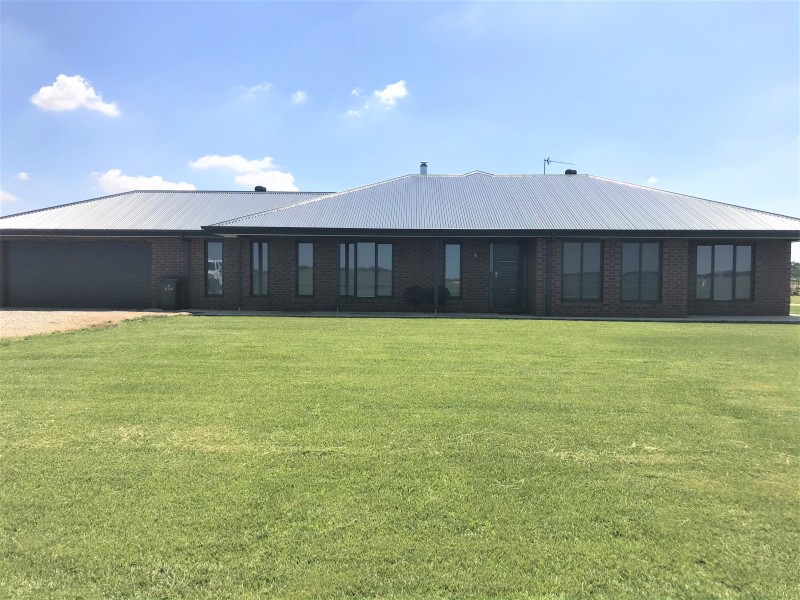 4 Rankin Road, Jerilderie NSW 2716