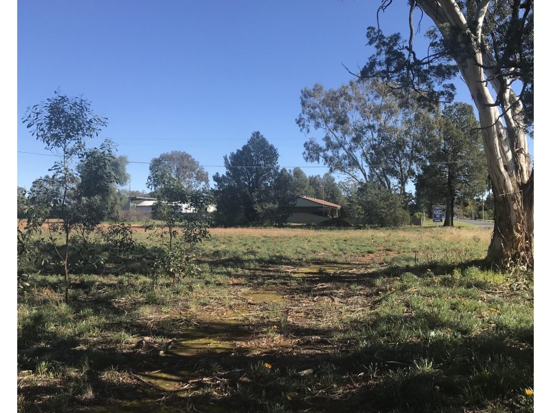 91-93 Milthorpe Street, Oaklands NSW 2646