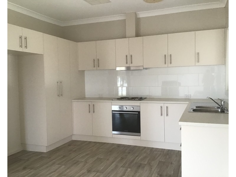 30 Southey Street, Jerilderie NSW 2716