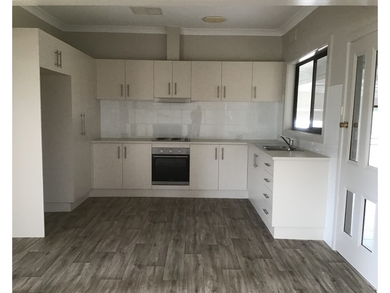 30 Southey Street, Jerilderie NSW 2716