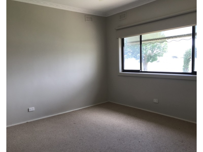 30 Southey Street, Jerilderie NSW 2716