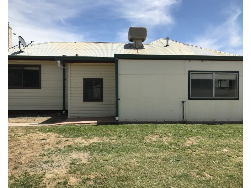 30 Southey Street, Jerilderie NSW 2716