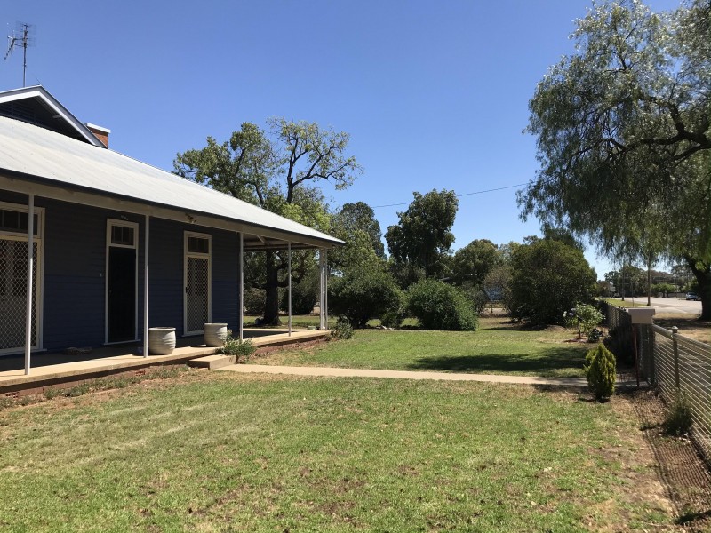 21-23 Momalong Street, Berrigan NSW 2712