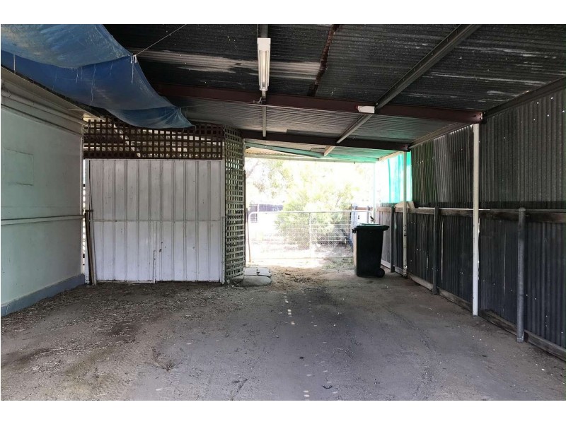 186 Showground Road, Jerilderie NSW 2716