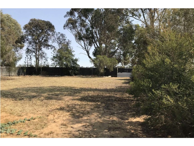 186 Showground Road, Jerilderie NSW 2716