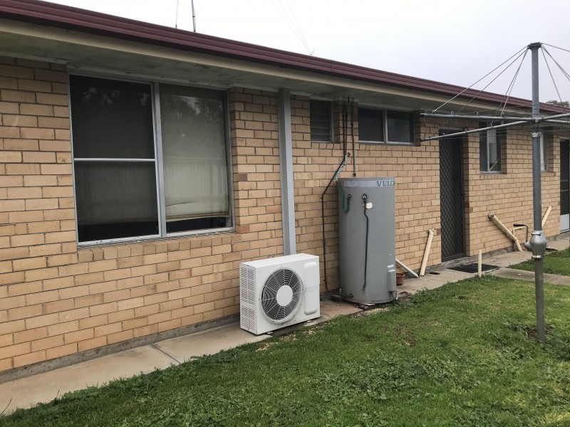 24 Bolton Street, Jerilderie NSW 2716