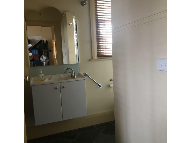 36 Milthorpe Street, Oaklands NSW 2646