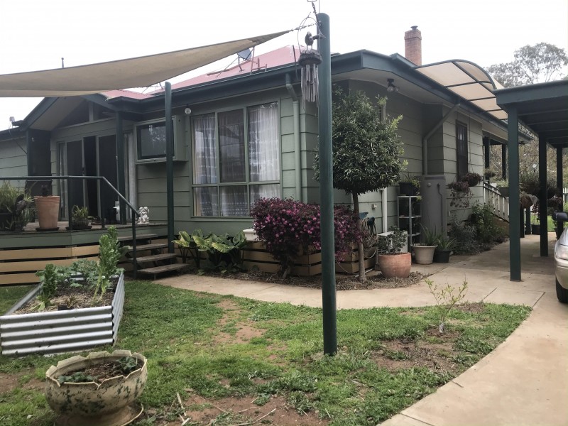 36 Milthorpe Street, Oaklands NSW 2646