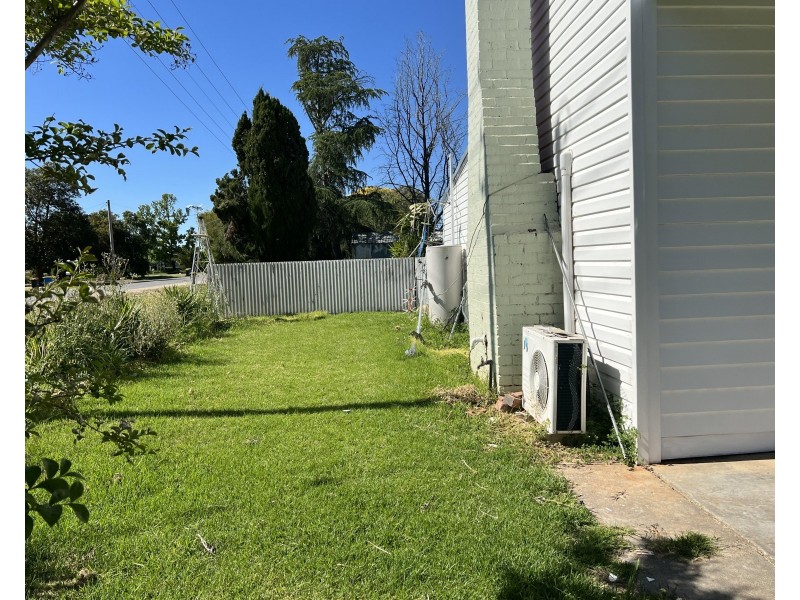 7 Horsfall Street, Berrigan NSW 2712