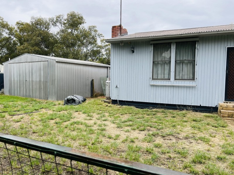 3 McDougall Street, Jerilderie NSW 2716