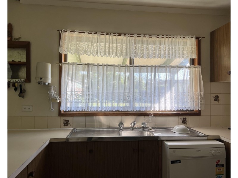 101 COREEN STREET, Jerilderie NSW 2716