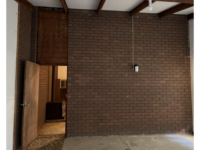101 COREEN STREET, Jerilderie NSW 2716