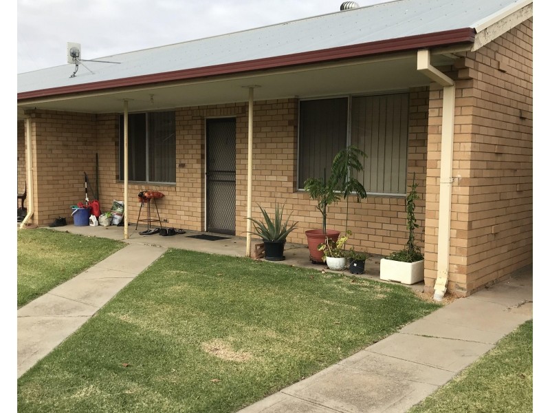 4/24 Bolton Street, Jerilderie NSW 2716