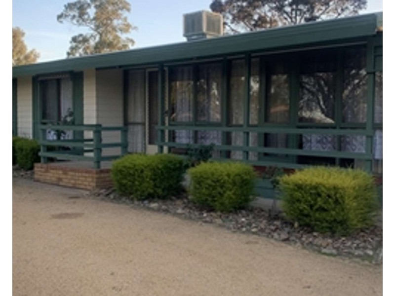 35 Banker Street, Barooga NSW 3644