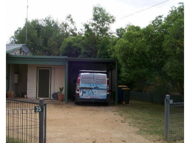 35 Banker Street, Barooga NSW 3644