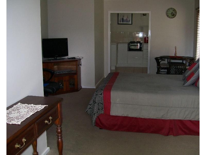 35 Banker Street, Barooga NSW 3644