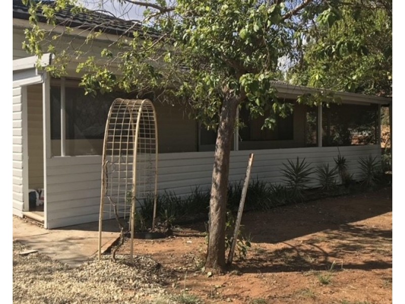 62 Milthorpe Street, Oaklands NSW 2646