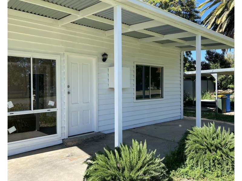 7 Horsfall Street, Berrigan NSW 2712