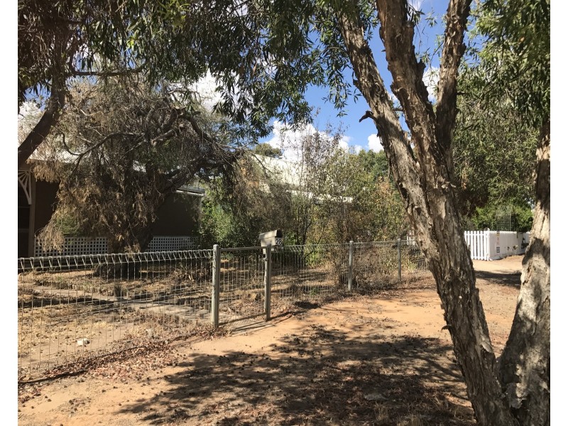 28 Davis Street, Berrigan NSW 2712