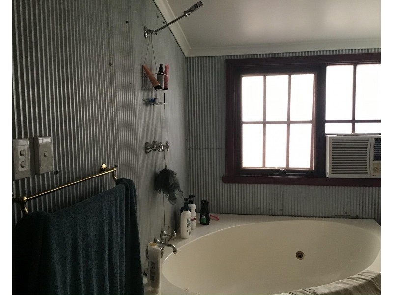 8 Budd Street, Berrigan NSW 2712