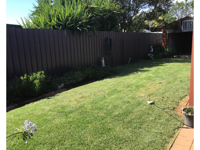 8 Budd Street, Berrigan NSW 2712