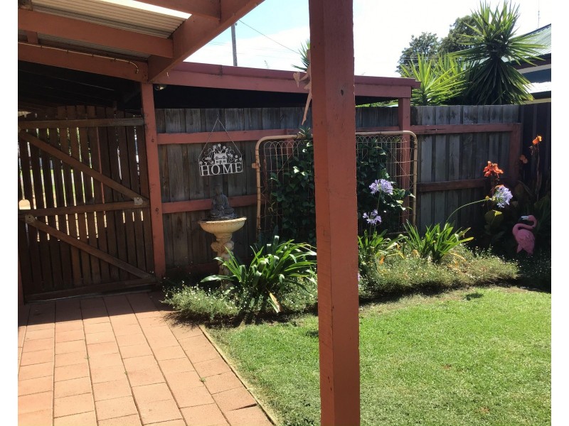 8 Budd Street, Berrigan NSW 2712