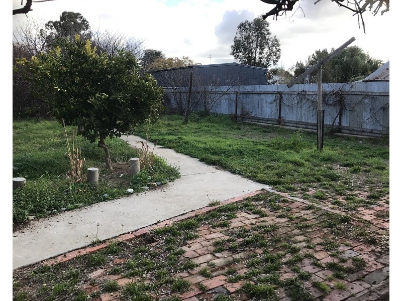 27 Barooga Street, Berrigan NSW 2712