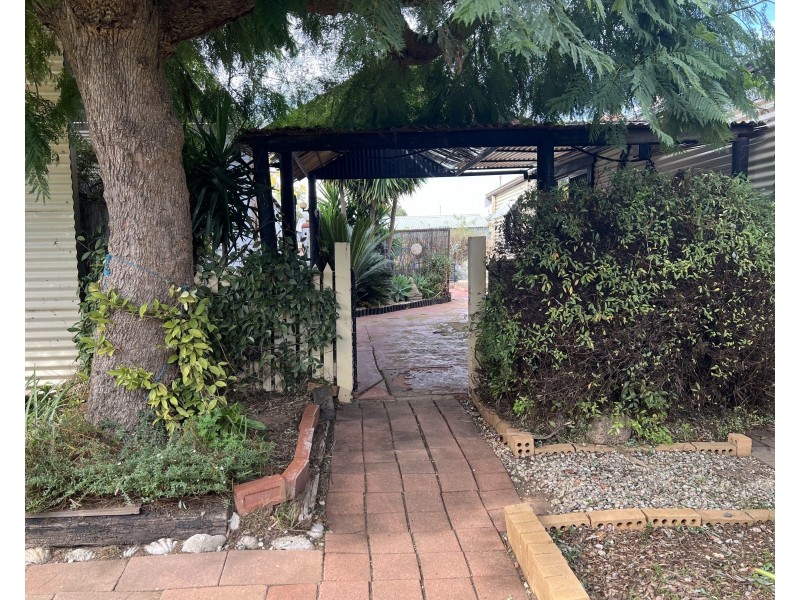 65 Coreen Street, Jerilderie NSW 2716