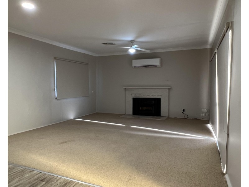 30 Southey Street, Jerilderie NSW 2716