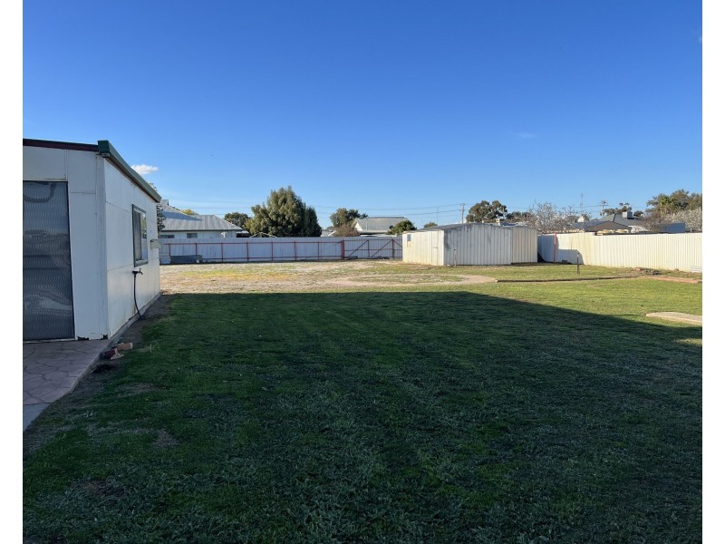 30 Southey Street, Jerilderie NSW 2716