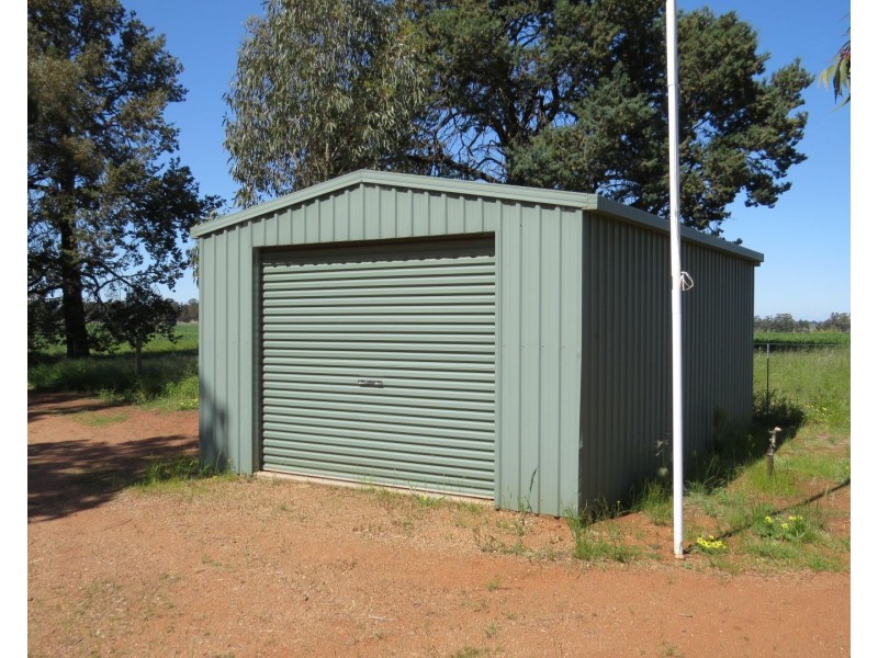 82 RATCLIFFS ROAD, Berrigan NSW 2712