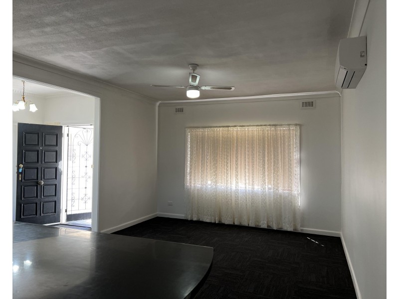 122 Mahonga Street, Jerilderie NSW 2716