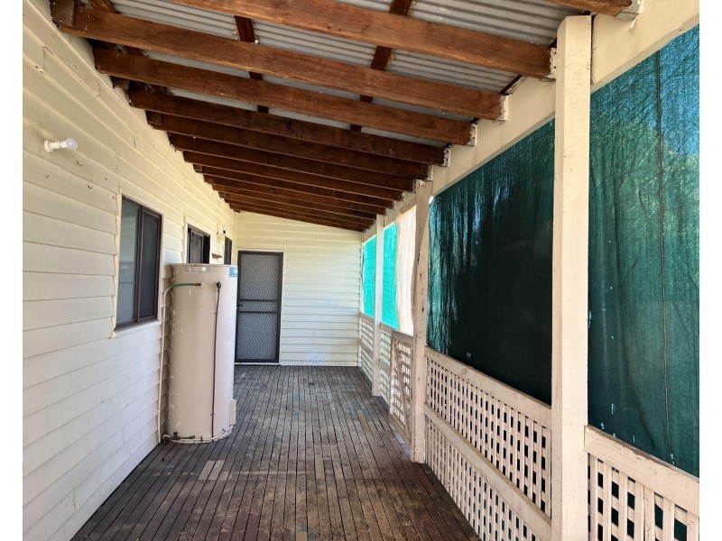 122 Mahonga Street, Jerilderie NSW 2716