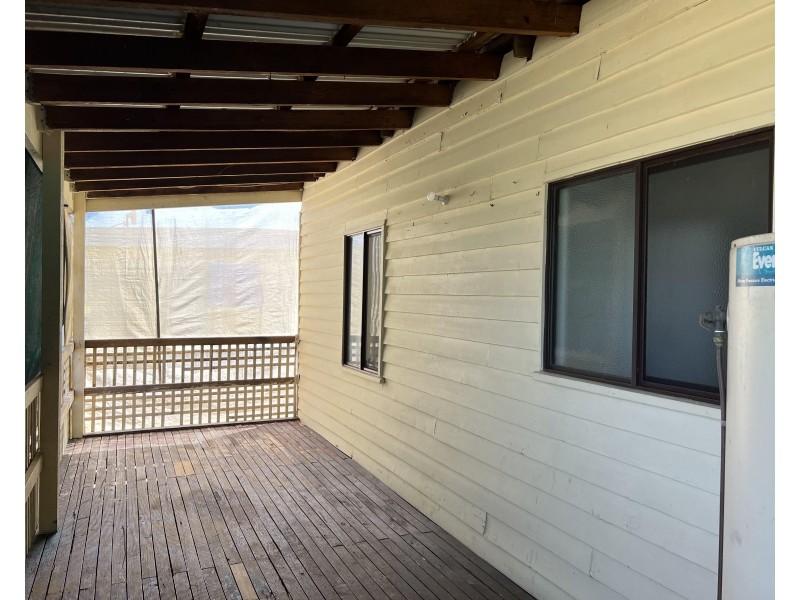 122 Mahonga Street, Jerilderie NSW 2716