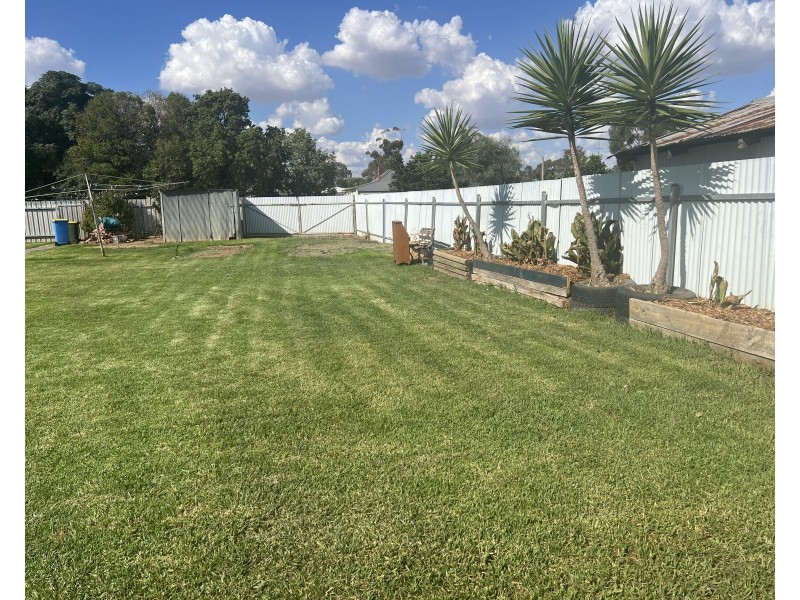 6-8 Hayes Street, Berrigan NSW 2712