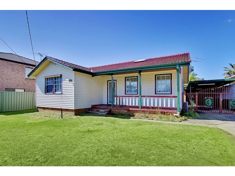 3 Forrester Road, Lethbridge Park NSW 2770