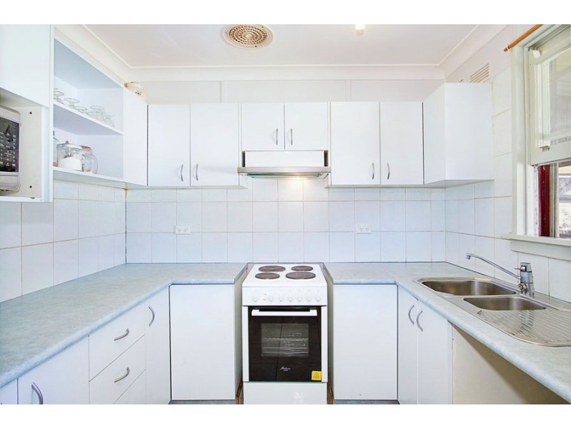 3 Forrester Road, Lethbridge Park NSW 2770